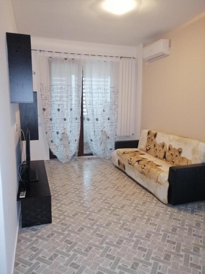 Apartmán Adina Năvodari Exteriér fotografie