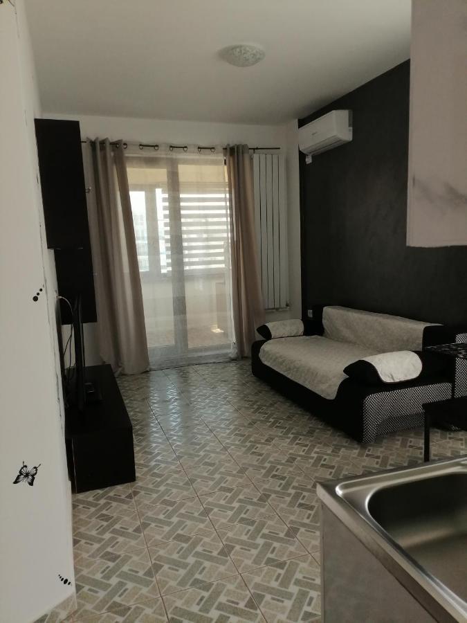 Apartmán Adina Năvodari Exteriér fotografie